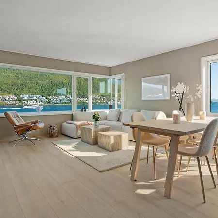 Deluxe Penthouse By Paramount Lägenhet *